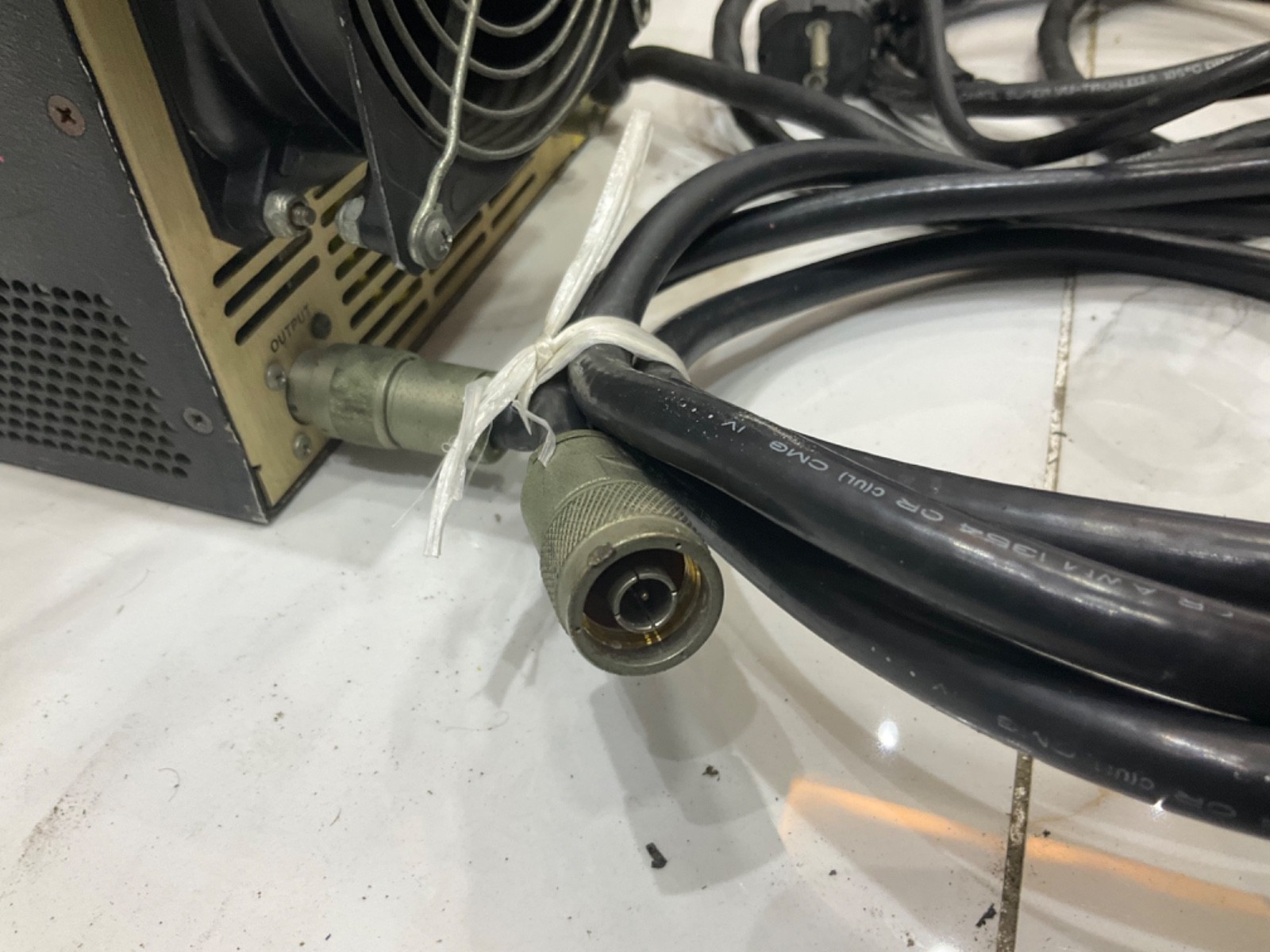 ADVANCED ENERGY 3155002-005E RFX-600 RF GENERATOR