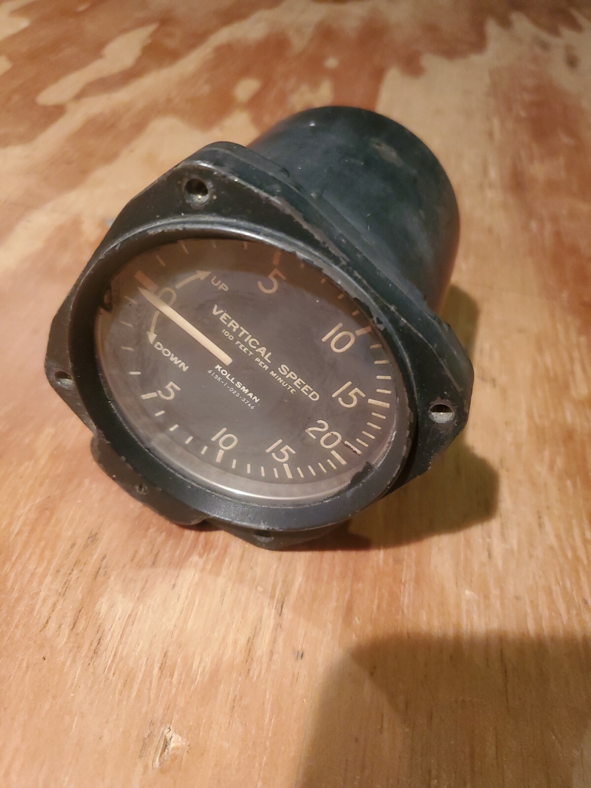 Kollsman Vertical Speed Indicator 613K-1-023-3746