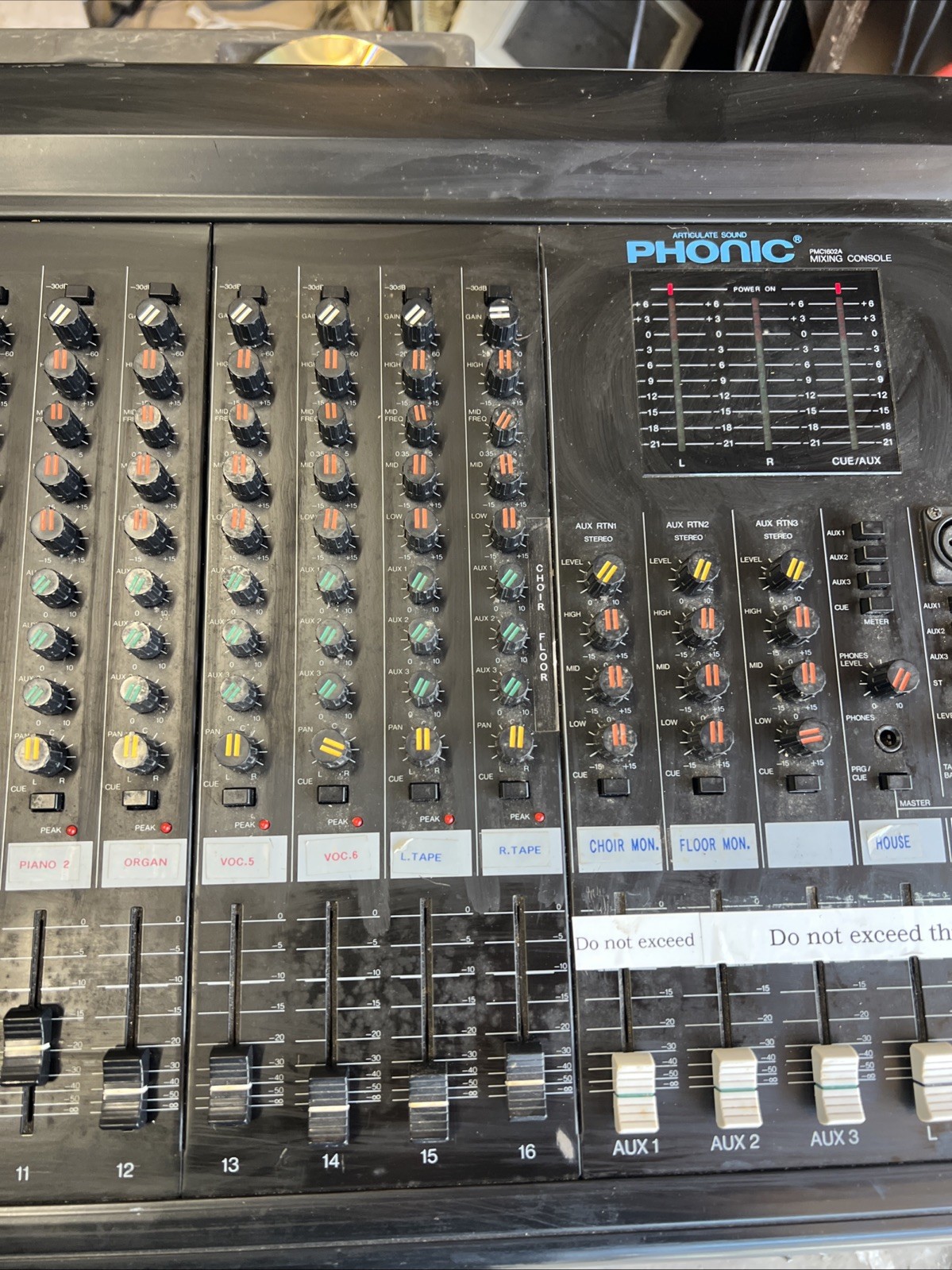 PHONIC PMC1602A MIXING CONSOLE