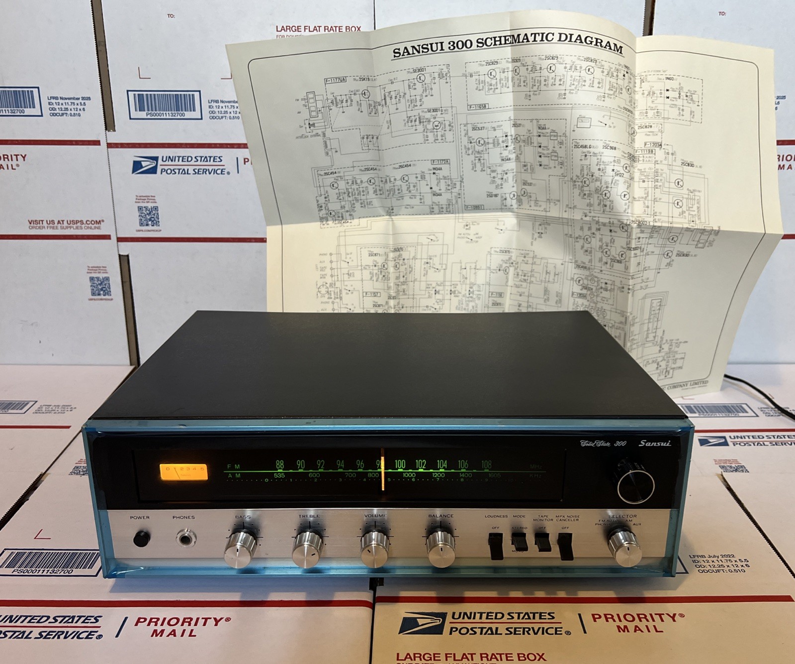Sansui 300 Solid State AM/FM Tuner Amplifier  W/Schematic - WORKS - WARRANTY