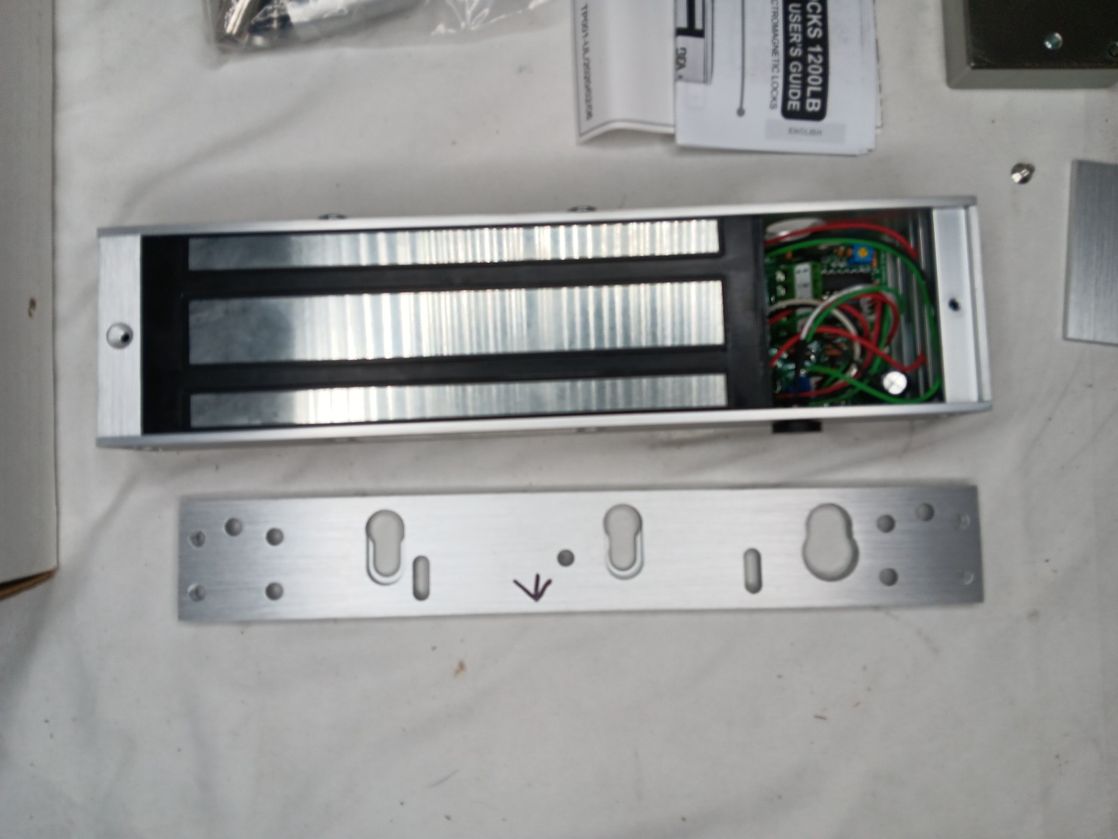 BEA 10MAGLOCK1ULDS