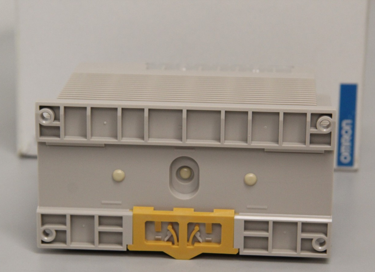 New Open Box Omron S82K-09024 PLC Power Supply Unit