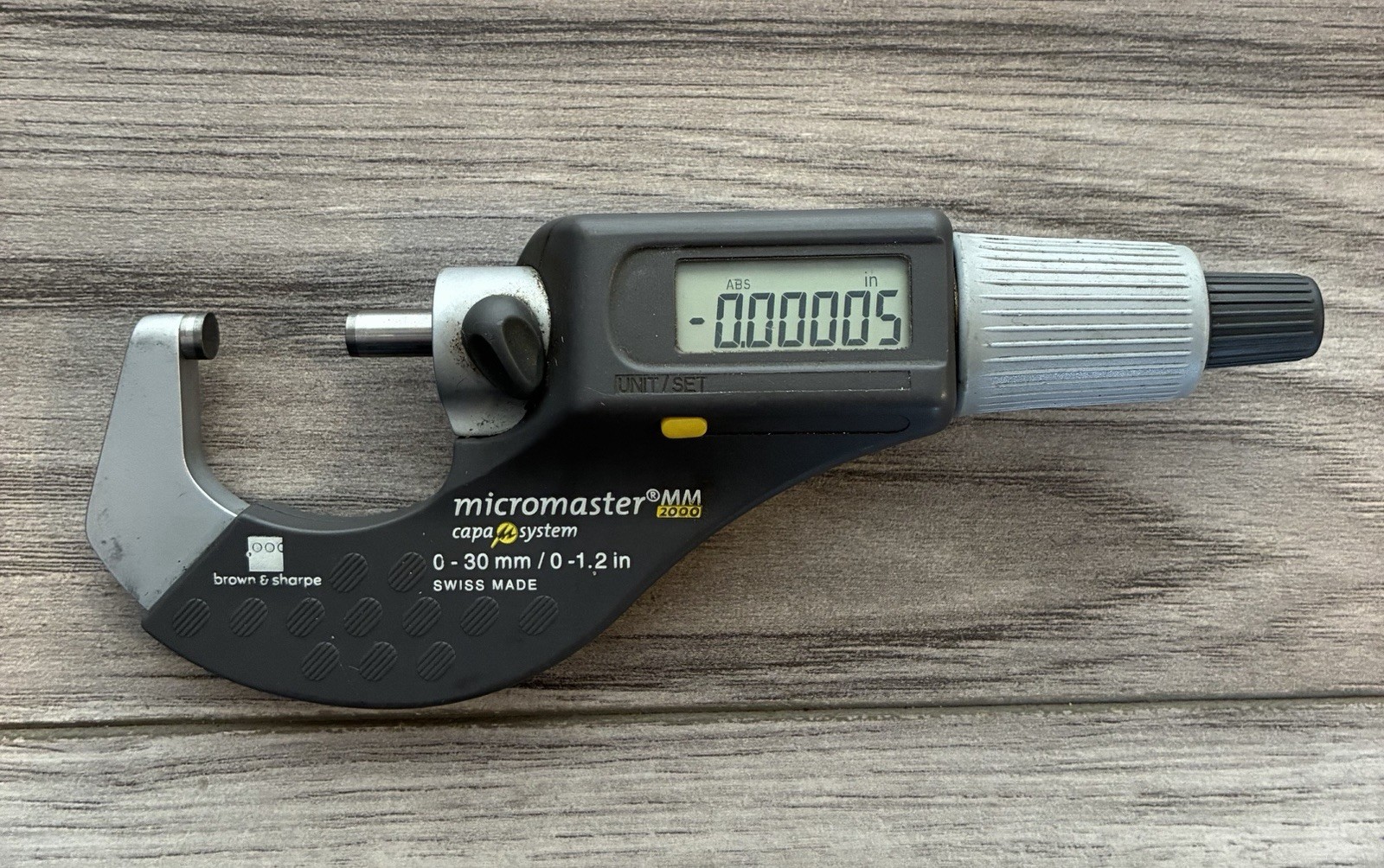 Brown & Sharpe MicroMaster MM 2000 0-30mm / 0-1.2'' Digital Micrometer