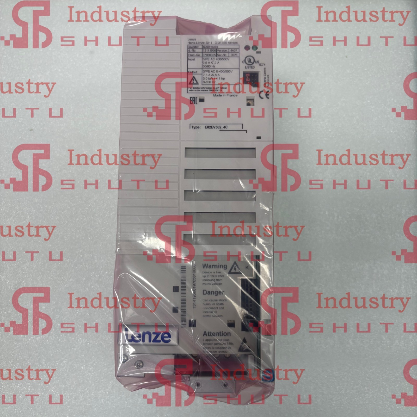 1pcs lenze E82EV302K4C E82EV302_4C Frequency changer Expedited Shipping