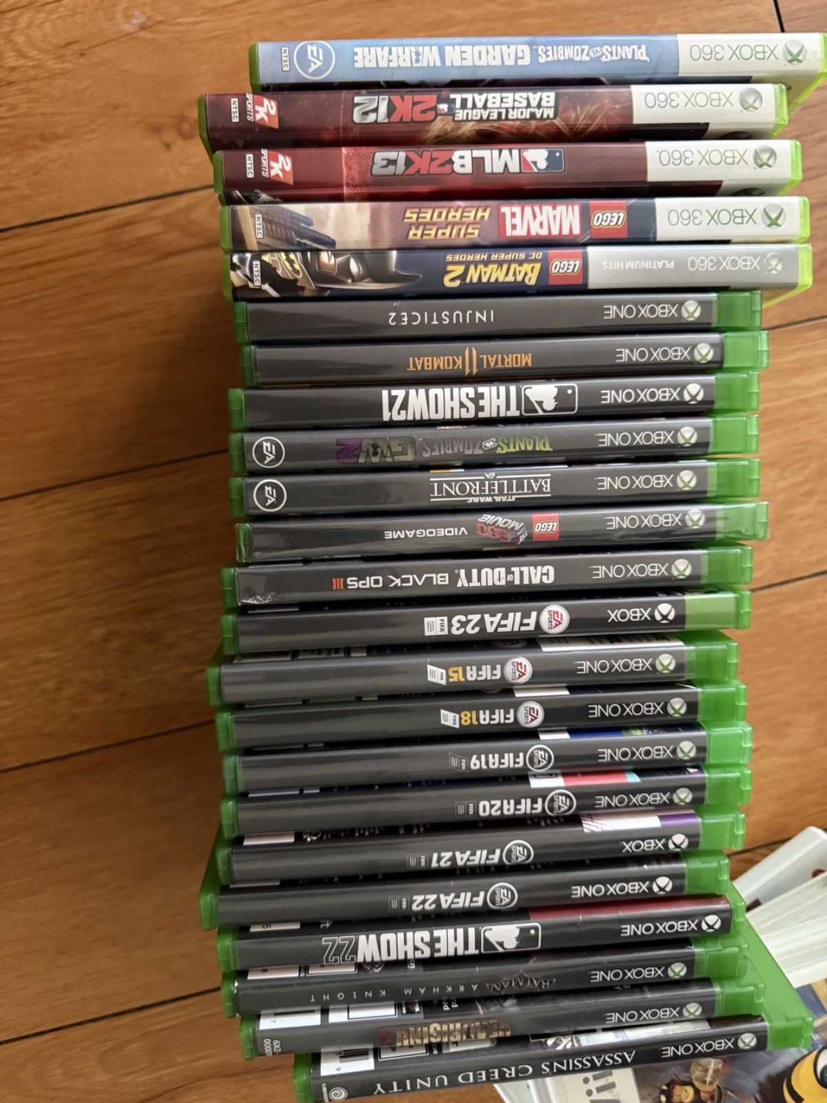 Microsoft Xbox One Model 1540 + GameS + Controllers