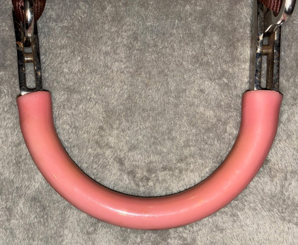 WESTERN MECHANICAL HACKAMORE WITH PINK RUBBER WRAPPED NOSE