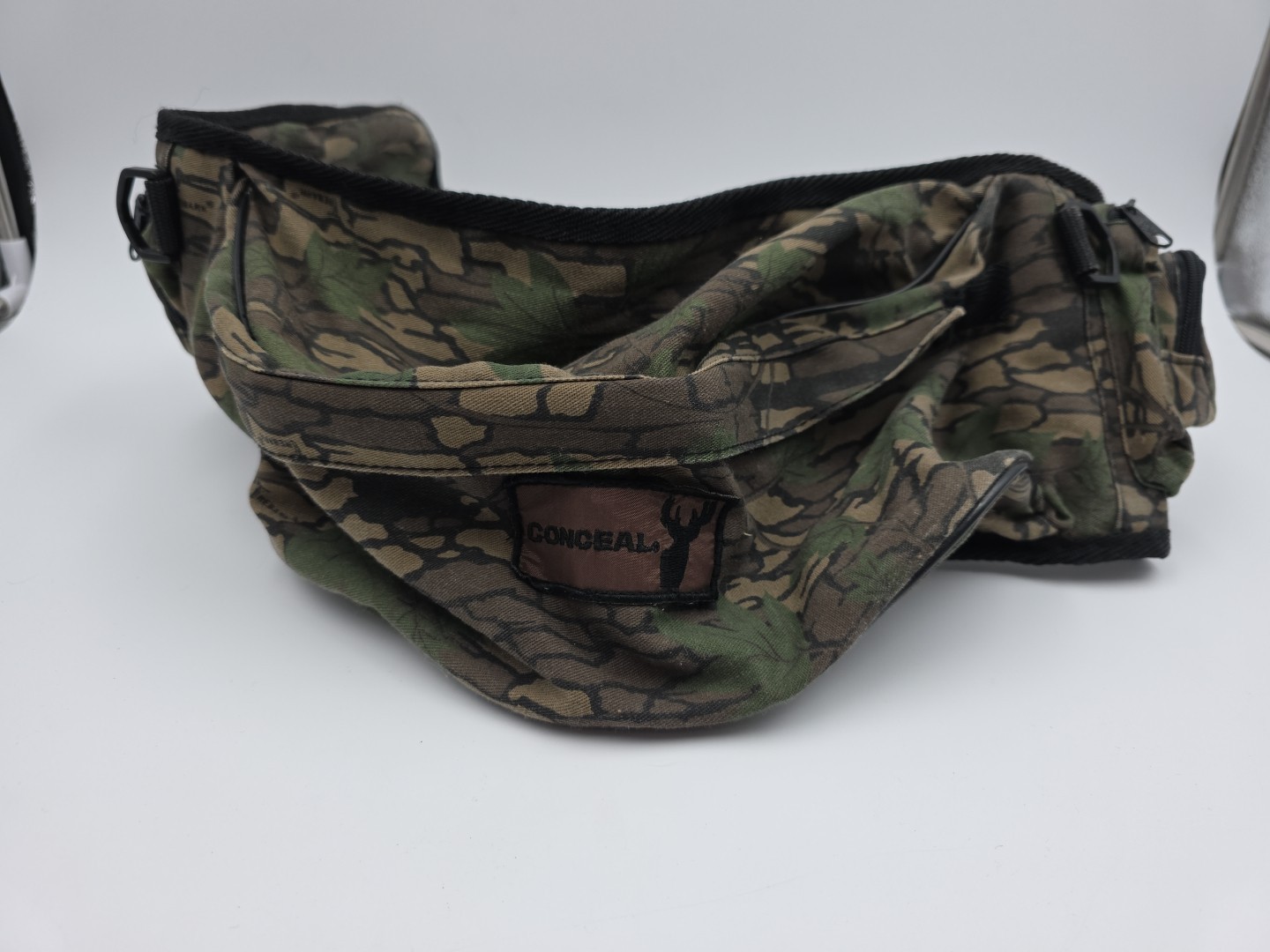 Conceal Waist Bag Trebark Camo Hunting Camping Fishing 7 Pocket Fanny Pack