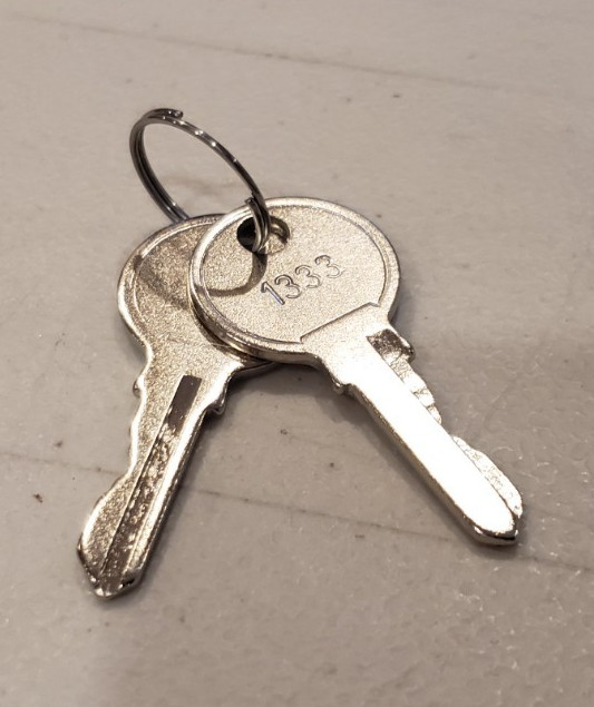 Middle Atlantic KEY-1333 Front/Rear Door Key (Pair)