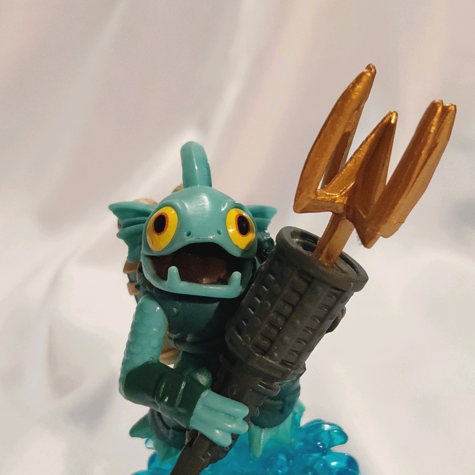 Skylanders Spyros Adventure - Gill Grunt w/ Trident