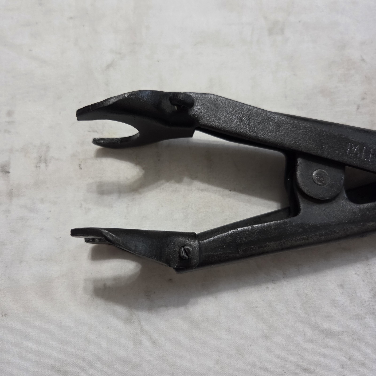 Vtg K-D Universal Tools K-D Mfg. Co. Adjustable Jaw Valve Spring Compressor -USA