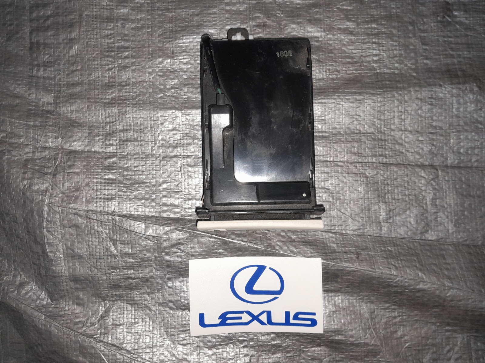 Lexus LS430 2001-2006 Coin storage pocket 2002 2003 dash 2004 2005