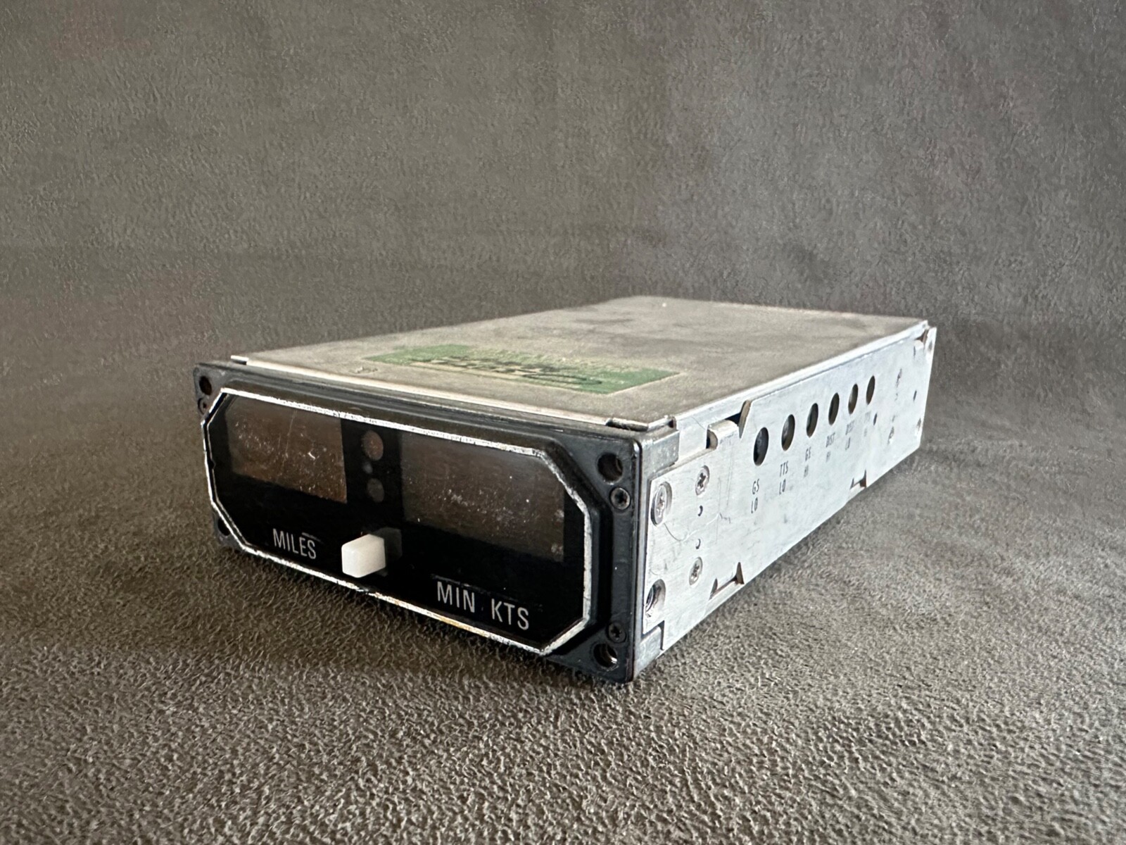 King KI266 DME Indicator P/N 066-3047-00