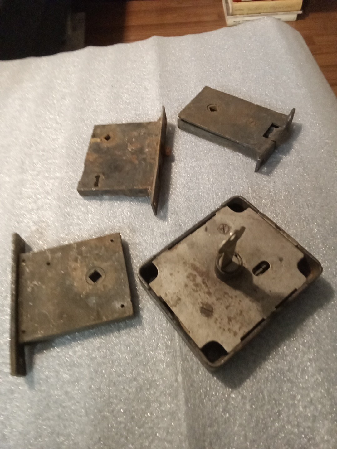 4 VINTAGE  MORTISE DOOR LOCKS