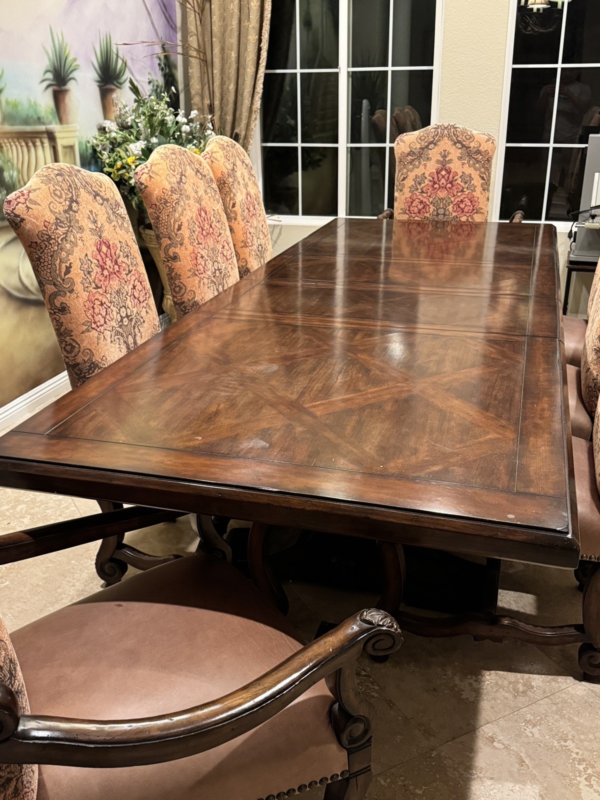 Dining Table set All Solid Wood. Table Extendable With 8 Chairs