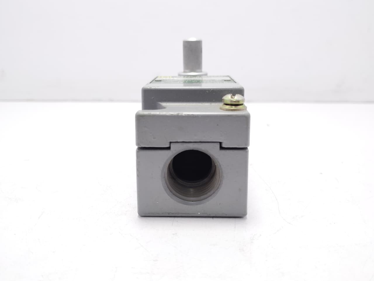 Square D 9007-C86E Reed Switch 9007C86E