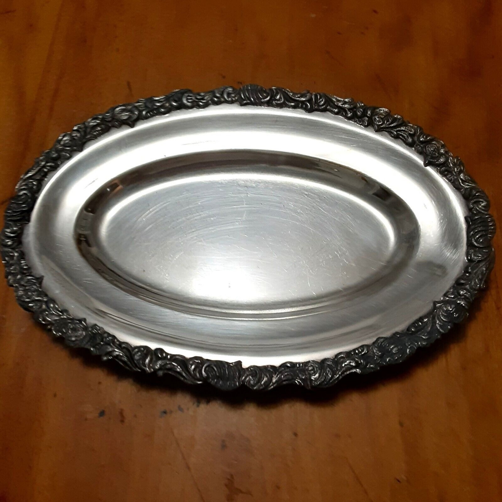 Vintage National Silver Co Silver plate Tray #895 Ornate Scroll Edge 10"