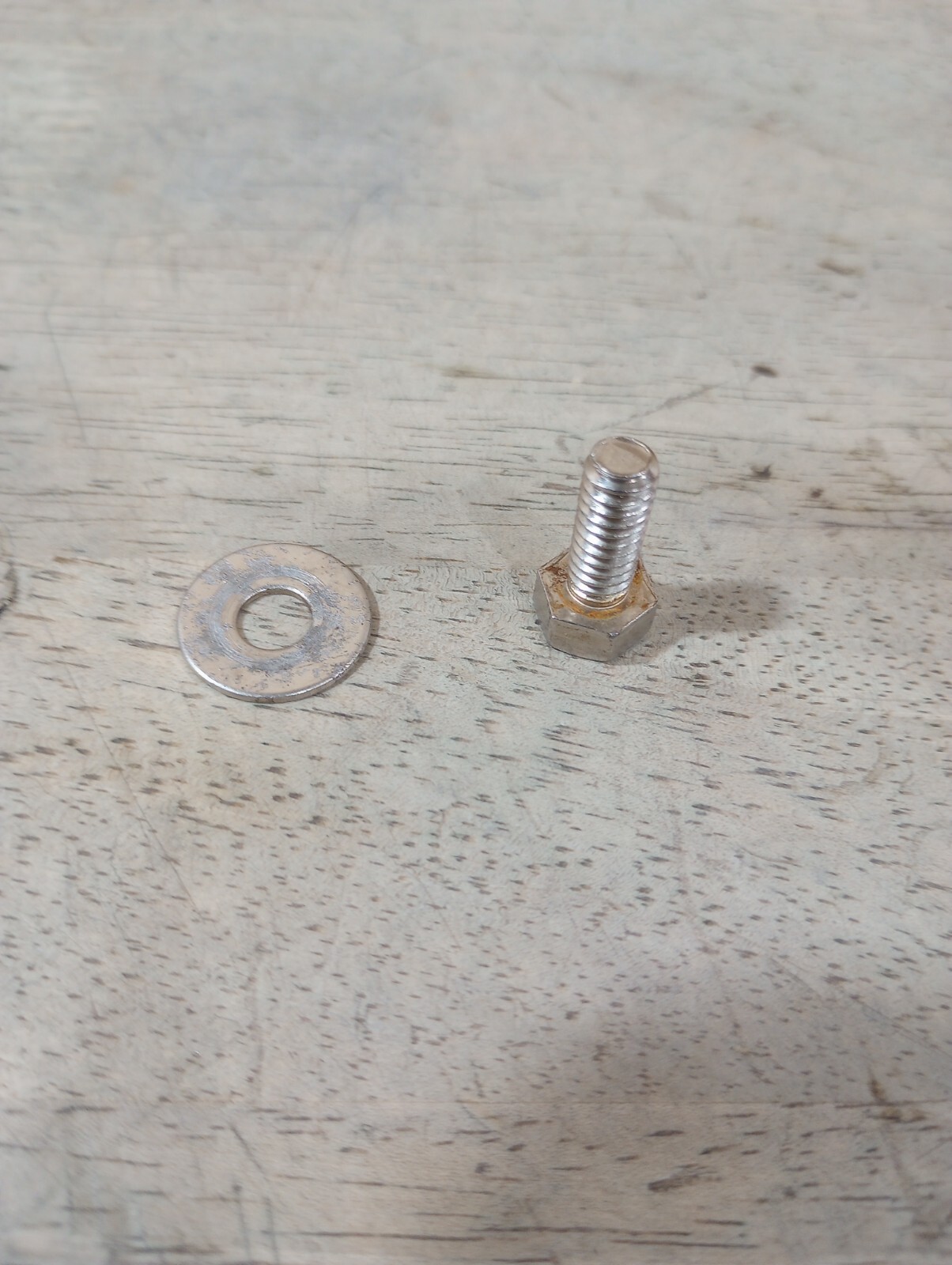 AFC Ashflash 1022 - Cage Bolt and Washer - Rust
