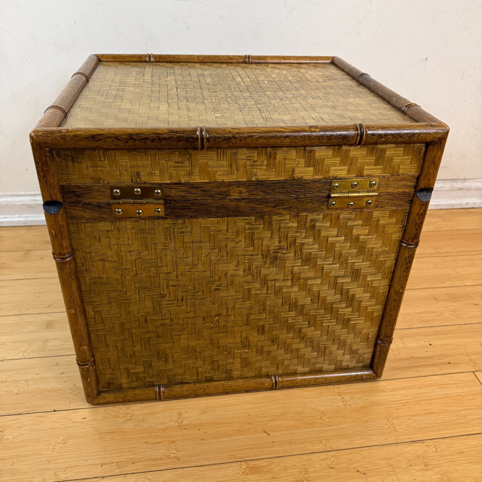 Vintage Bamboo Lidded Chest Trunk Hamper Herringbone Woven Wicker