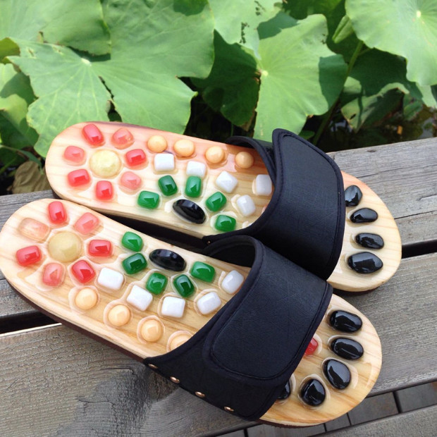 Acupressure Massage Slippers Natural Stone Sandals Foot Acupoint Massage Shiatsu