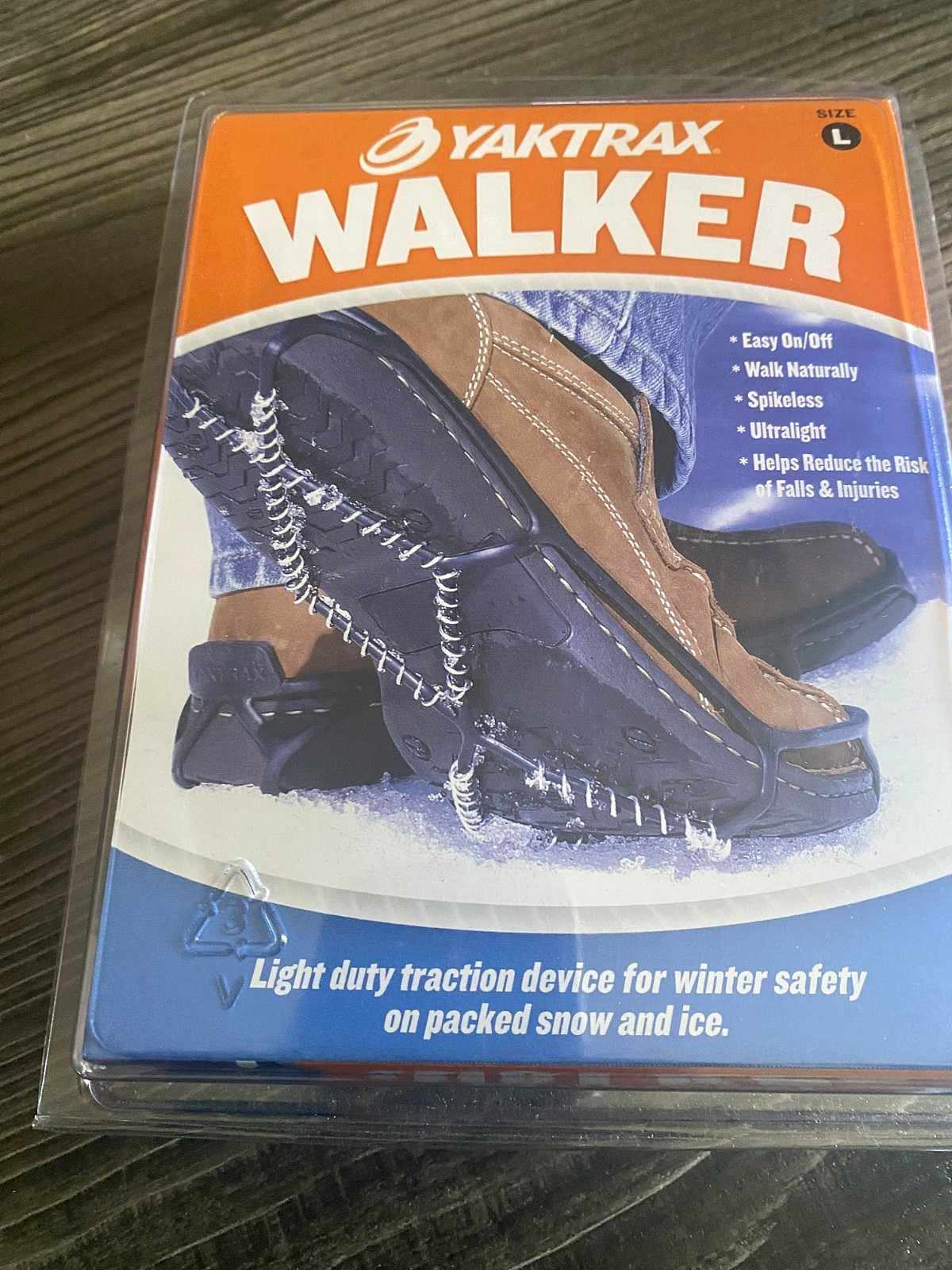 **NEW** YakTrax Walker Light Duty Snow Ice Winter Traction Device Cleats Lg Blk