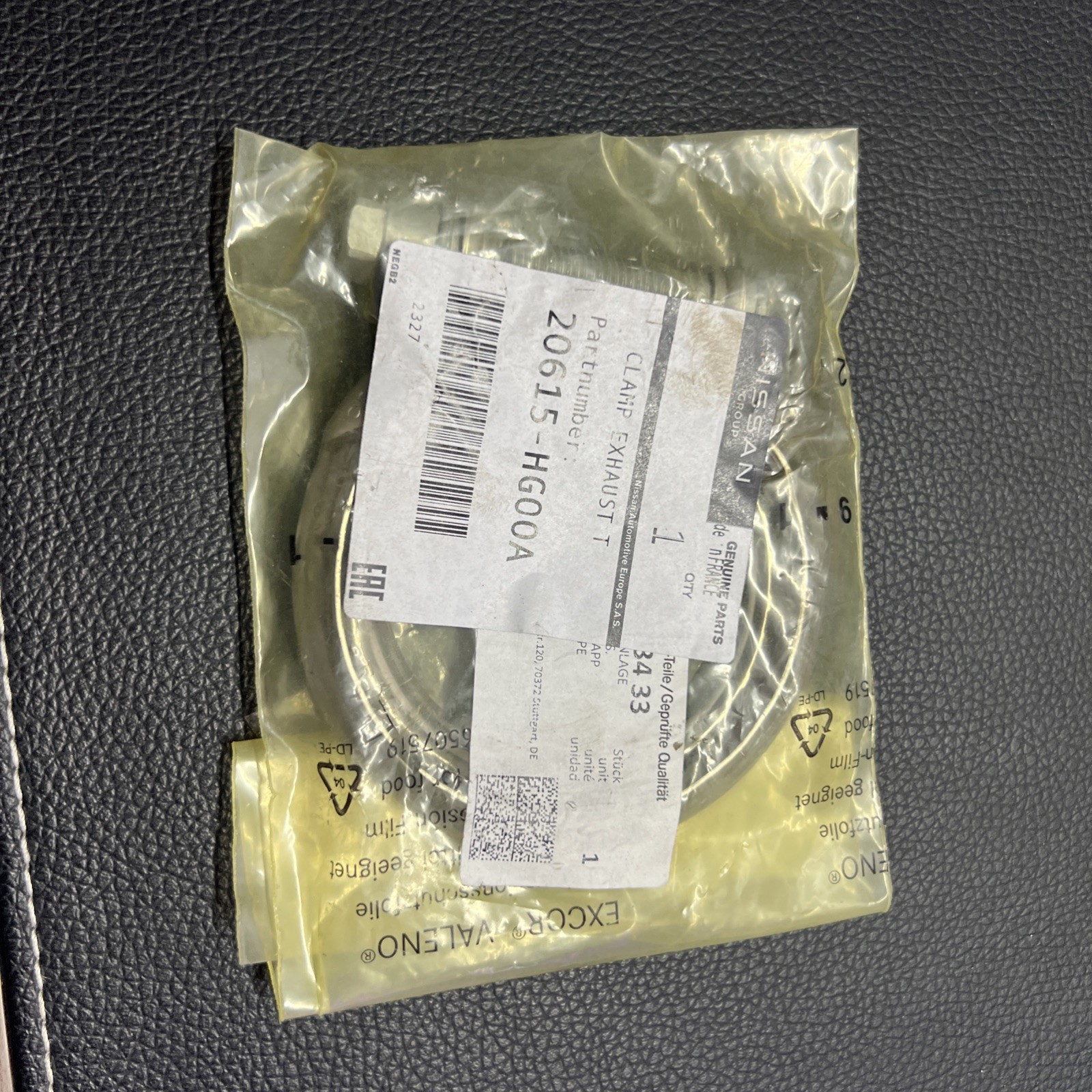 Genuine Infiniti catalyst Converter & Pipe Clamp 20615HG00A qx30 2017-2019