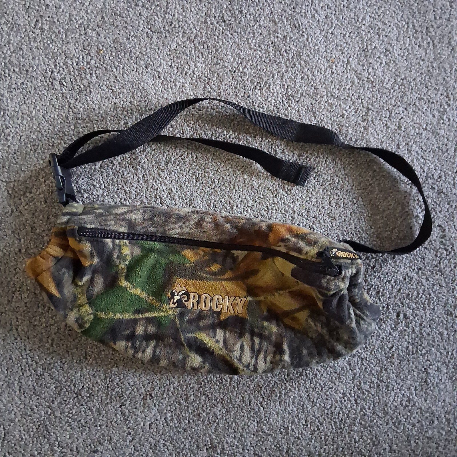 Rocky Camo Cloth Hunting Pockets Fanny Pack Waist Bag Zip Hand Warmers