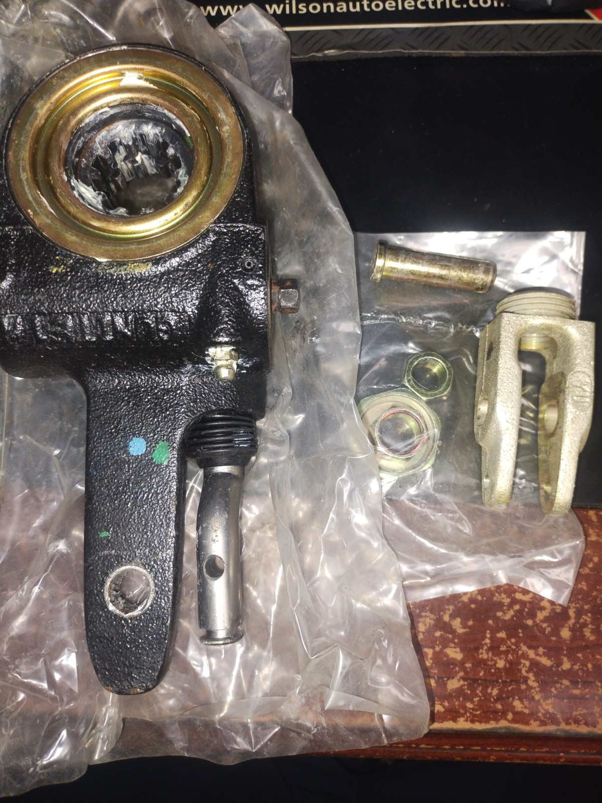 Accuride AS1136 5.5" Automatic Slack Adjuster,10 Spline, 1.25" Dia. (Gunite)