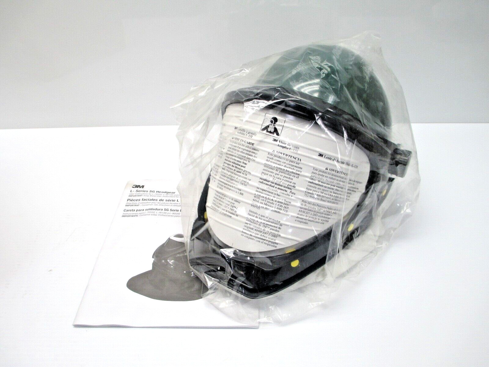 3M L-SERIES WELDING HELMET WITH WIDE-VIEW FACESHIELD 70-0715-1657-2  L-901SG