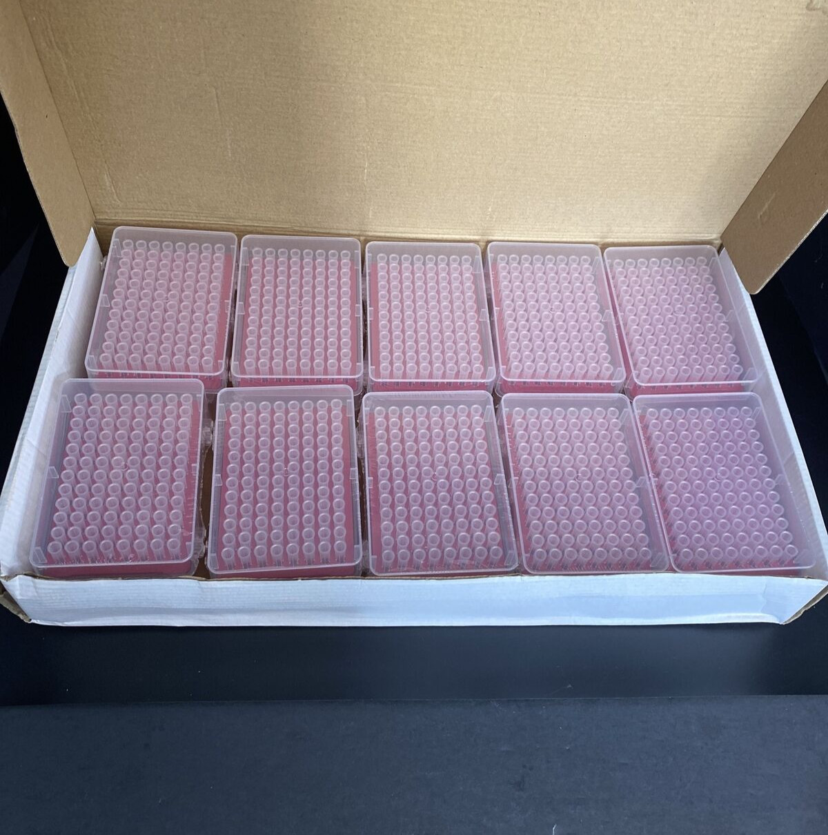 Microlit Pipette Tip 200 ul Universal Fit 20 Racks with 96 Tips Each