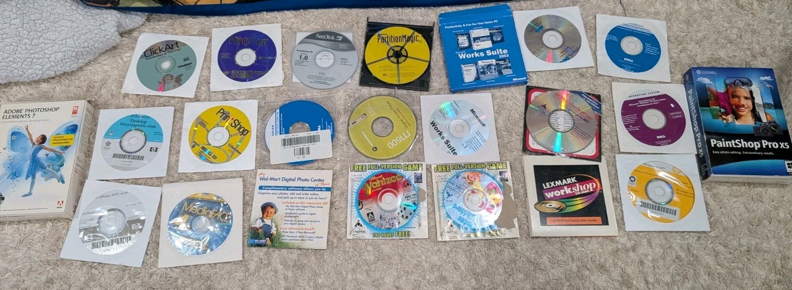 Bulk lot of vintage internet access software and More Dell Adobe Lexmark 1990s