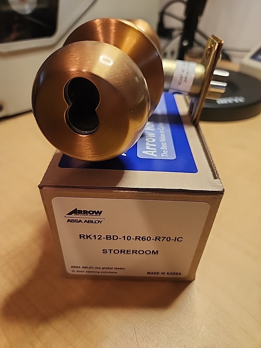 Arrow Storeroom Knob Lock For Sfic 2-3/8" Back Set locksmith
