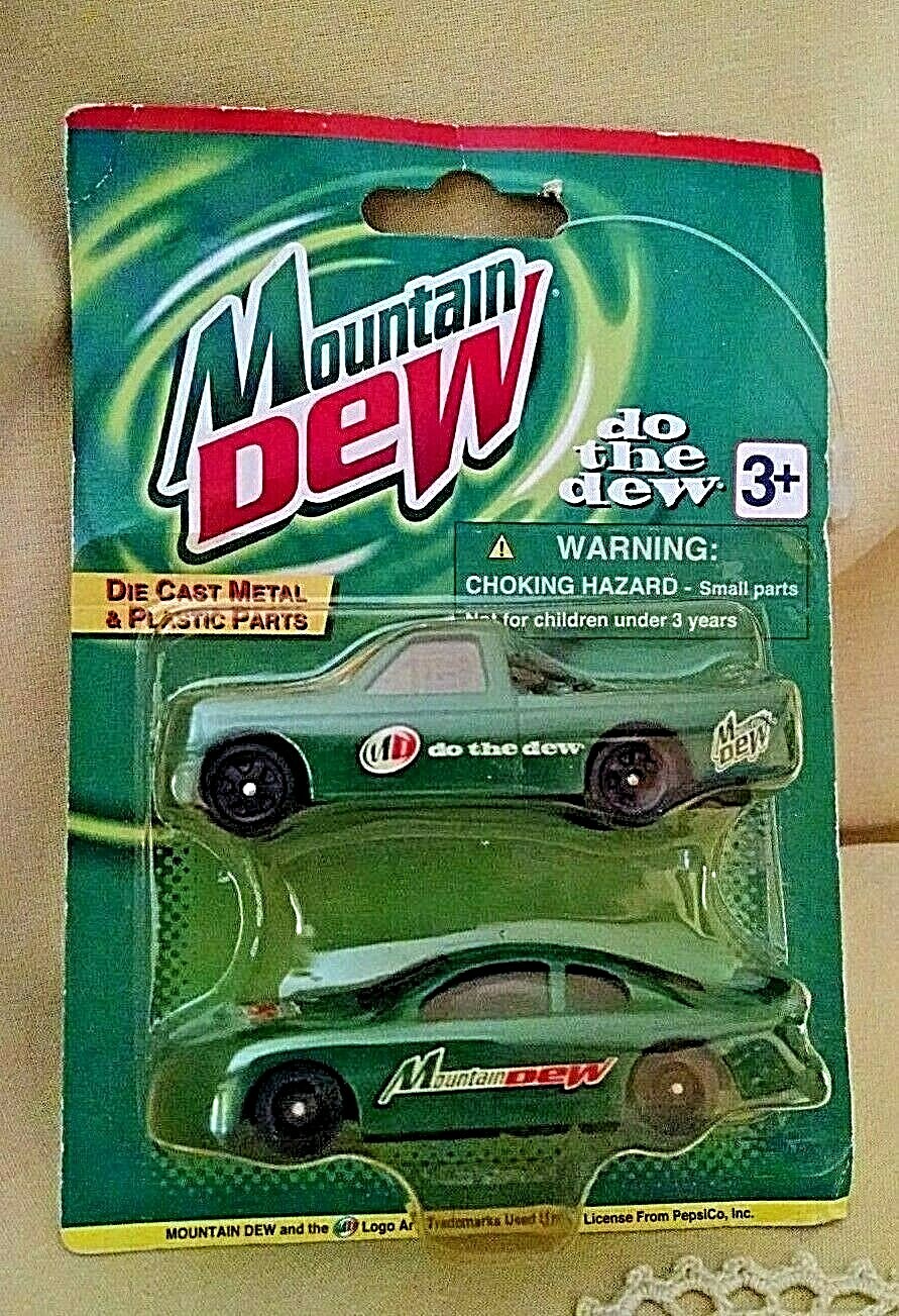 MOUNTAIN DEW GOLDEN WHEEL SET 2 NEW RACING PICKUP TRUCK STOCK CAR 1:64 DIE CAST.