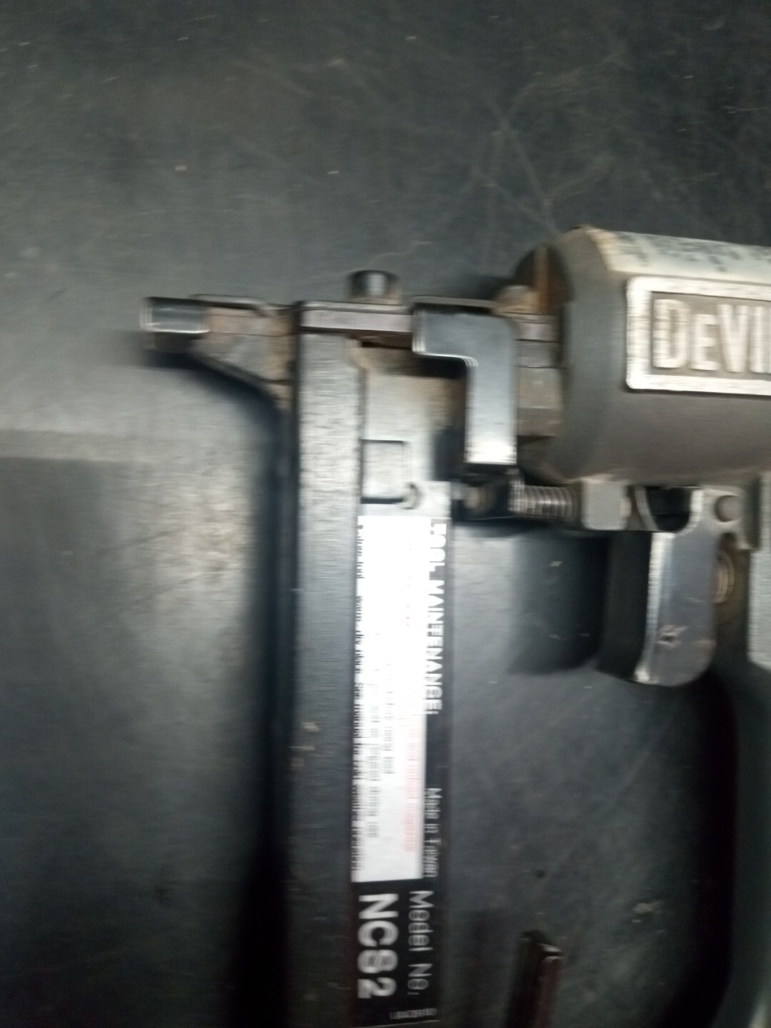 Devilbiss Staple Gun Stapler Model NCS2 Compressor Pneumatic 3/8- 1” Air Tack