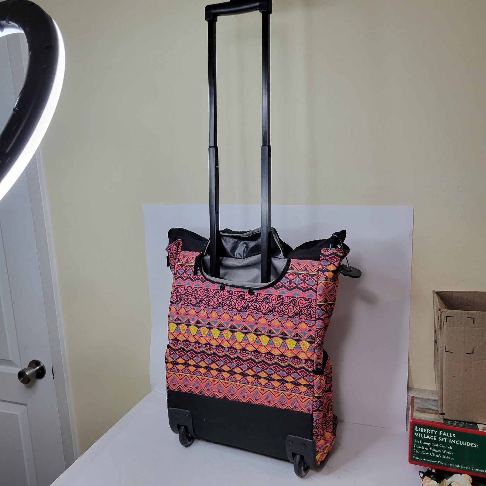 Dadamo Rolling Travel Bag With Aztec Print & Retractable Handle