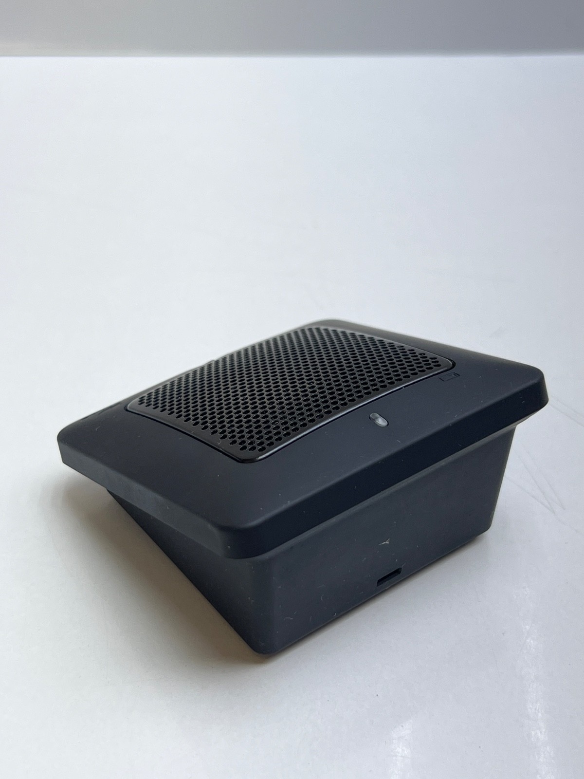 Revolabs 03-ELITEMIC-DR-EU Wireless Tabletop Directional Microphone