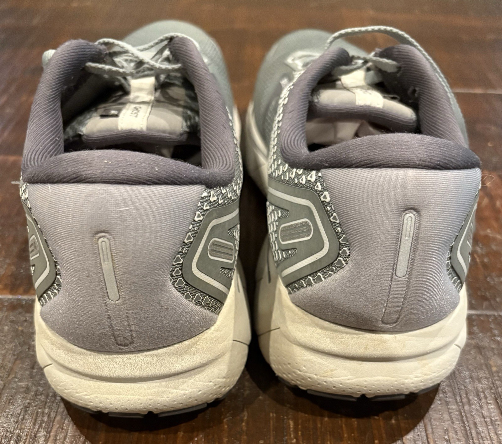 Brooks Ghost 14 Men's Gray Running Shoes US 11.5 2E