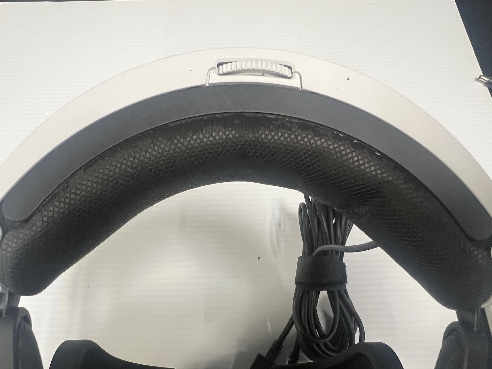 Sony PlayStation The Elder Scrolls V: Skyrim VR Headset Bundle In Box Tested
