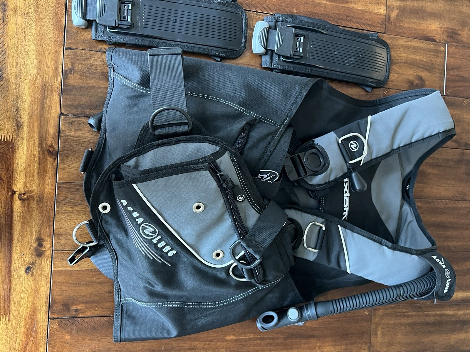 Aqua Lung Axiom Scuba BCD X-Large (XL)