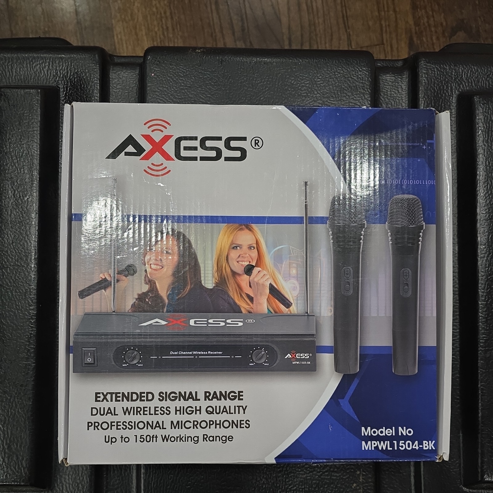 Axess EXTENDED SIGNAL RANGE DUAL WIRELESS HIGH QUALITY PROFESSIONAL MICROPHONES