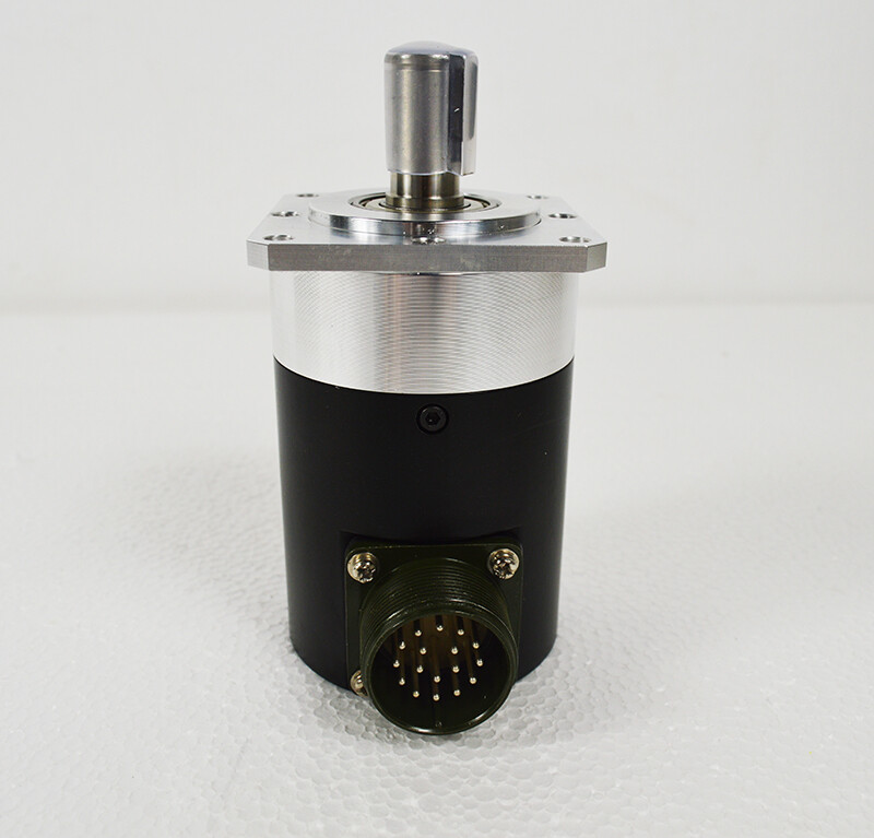 SpecialEncoder For Main Shaft Of NC Machine Φ15,1024p/R,17Stitches Aviation Plug