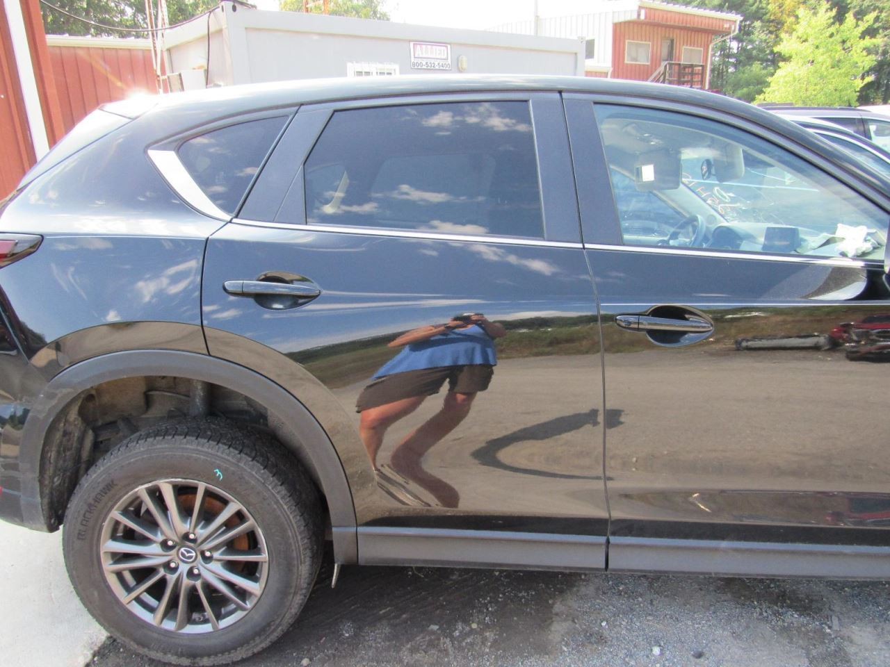 CX-5 2019 Glove Box 1071790