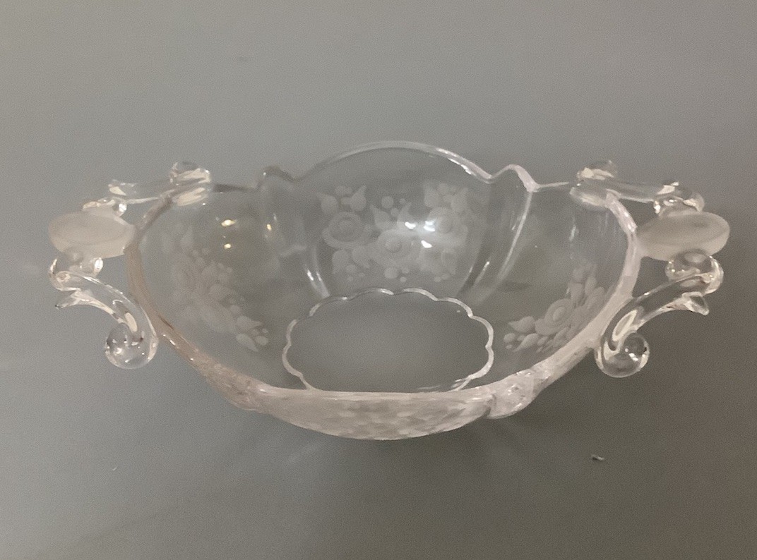 Beautiful Rose Etched Crystal Glass Candy Dish