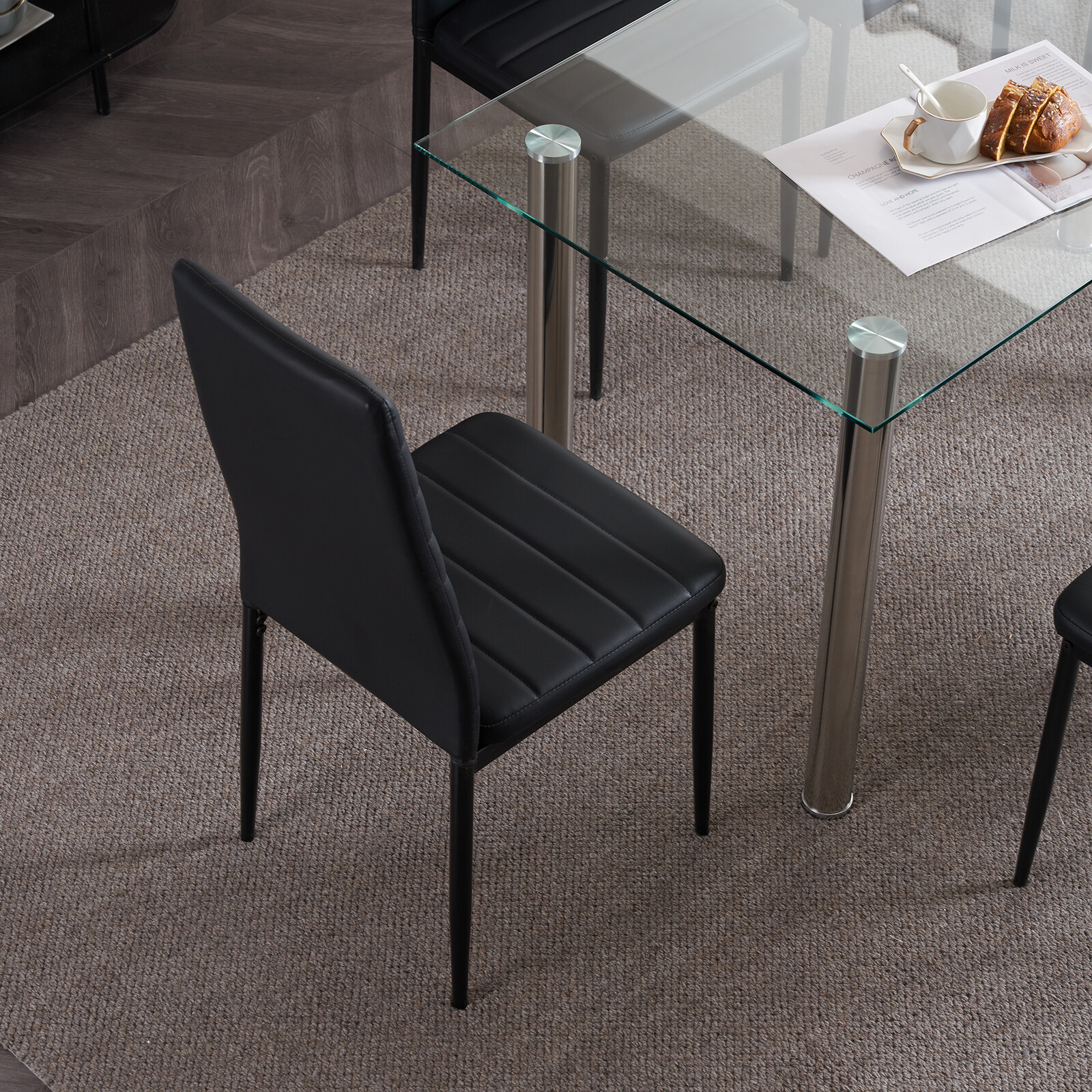 Set of 4 Dining Chairs High PU Leather Elegant Design for Home Kitchen Black