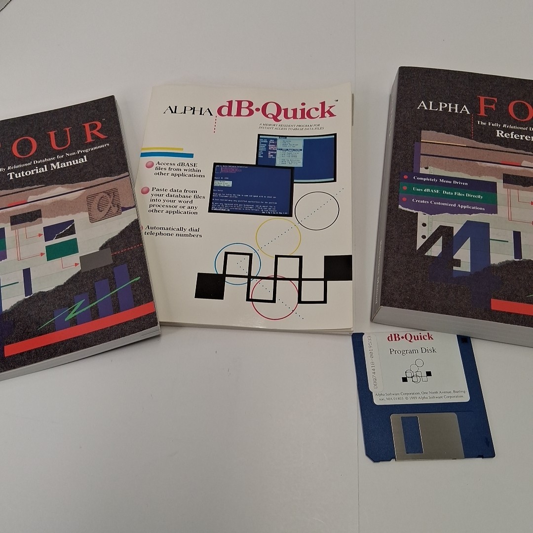 Alpha Four Fully Relational Database Non-Programmers Manuals Diskette Incomplete