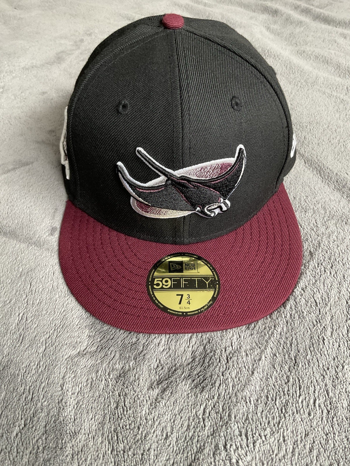 Tampa Bay Rays New Era 59FIFTY Fitted Hat Size 7 3/4  Black Burgundy 10 Seasons