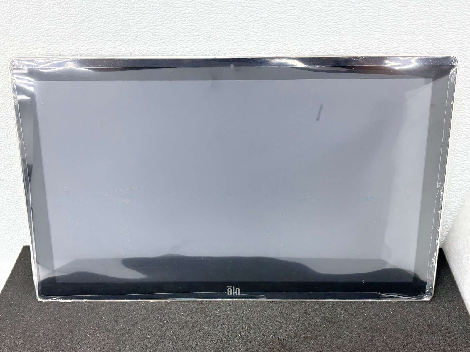 UNUSED | Elo ESY22I1E 22" Interactive Touchscreen Android All-in-One POS Display