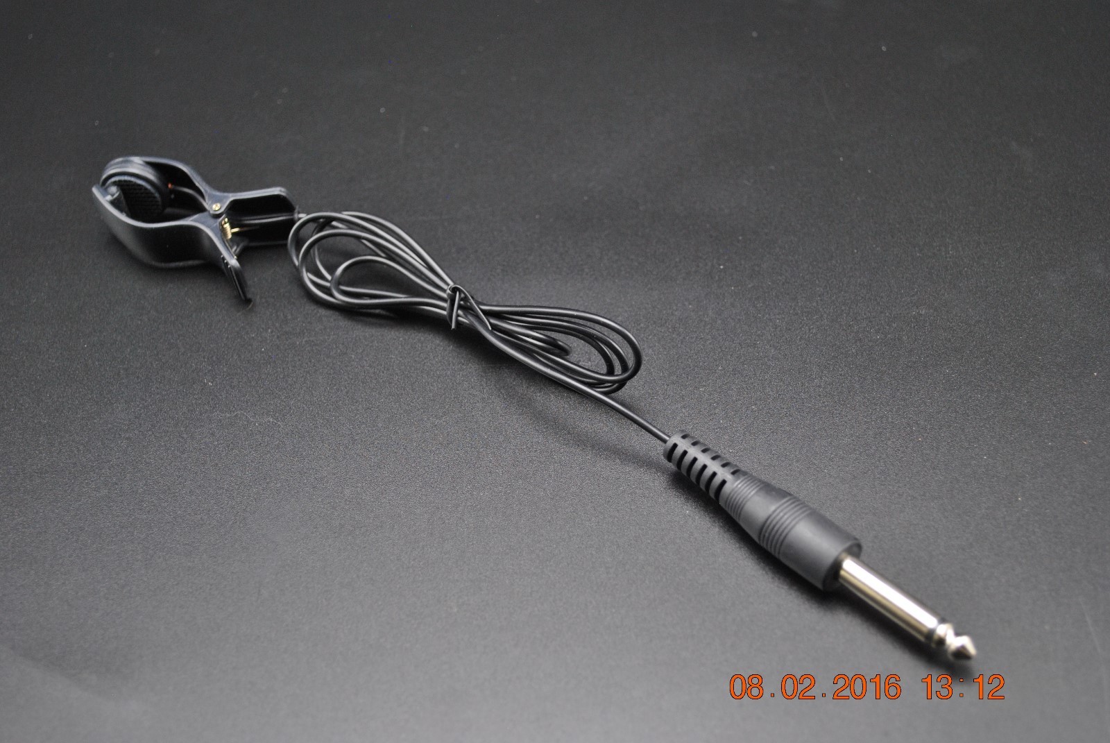 Pick up cable for tuning or recording guitars violins mandolin