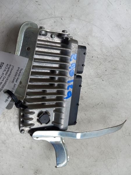 16 17 18 TOYOTA RAV 4 XLE ECU ELECTRONIC CONTROL MODULE 89661-0R510