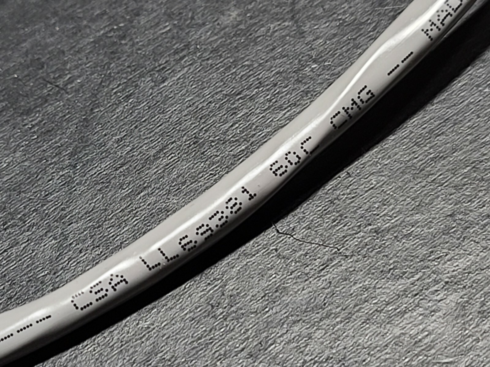 Carol C0764A 22/8C Shielded Computer/Communications/Control Cable CMR Gray /50ft