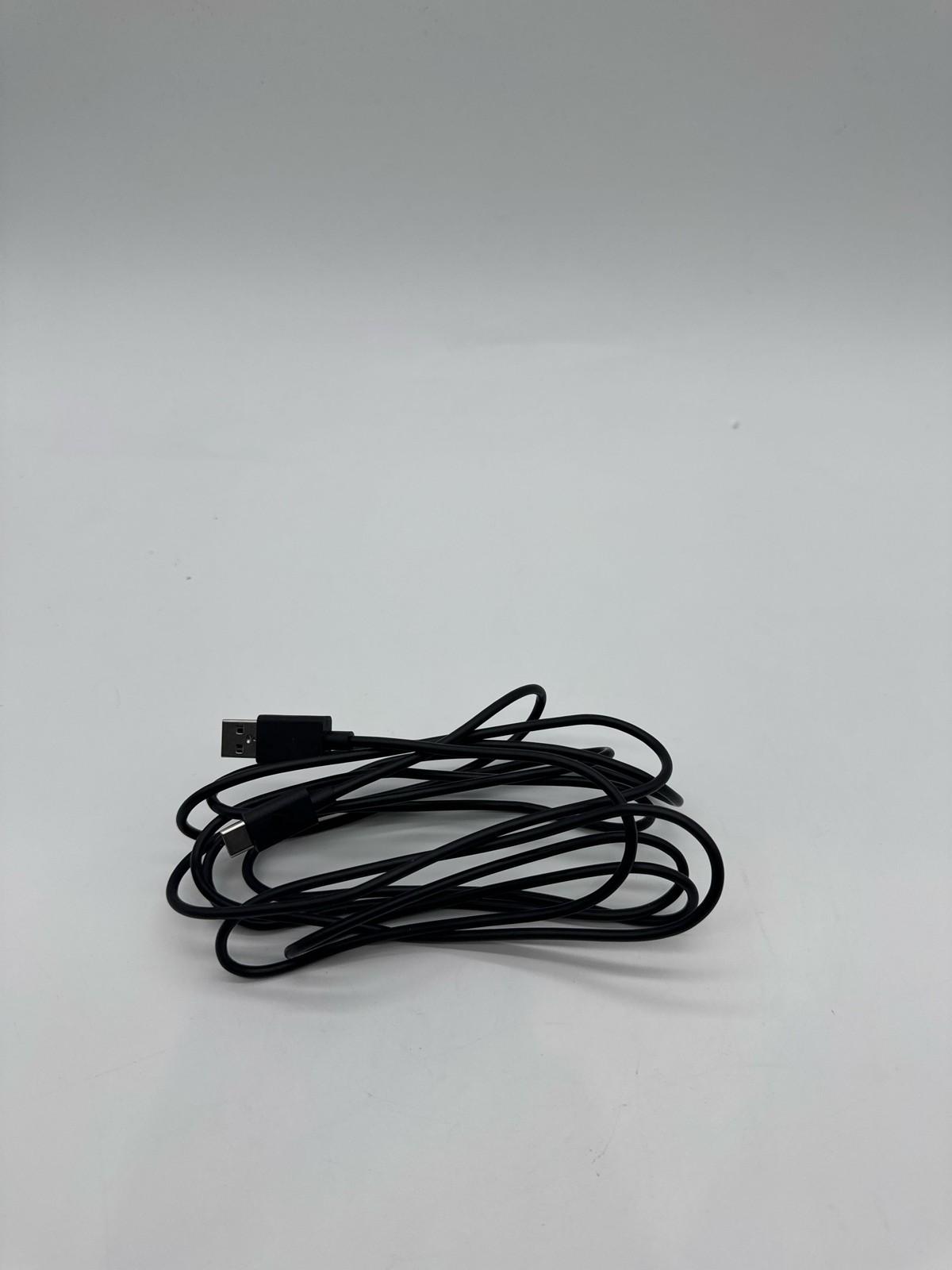 Xbox Rechargeable Battery Pack + USB-C Cable for Wireless Controller Black